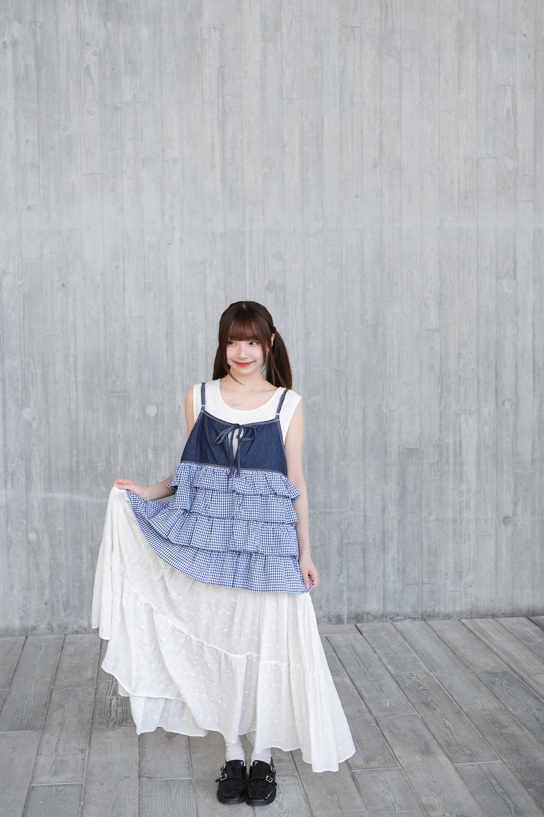 大裙擺～小暗花六層蛋糕OPS · 1色入