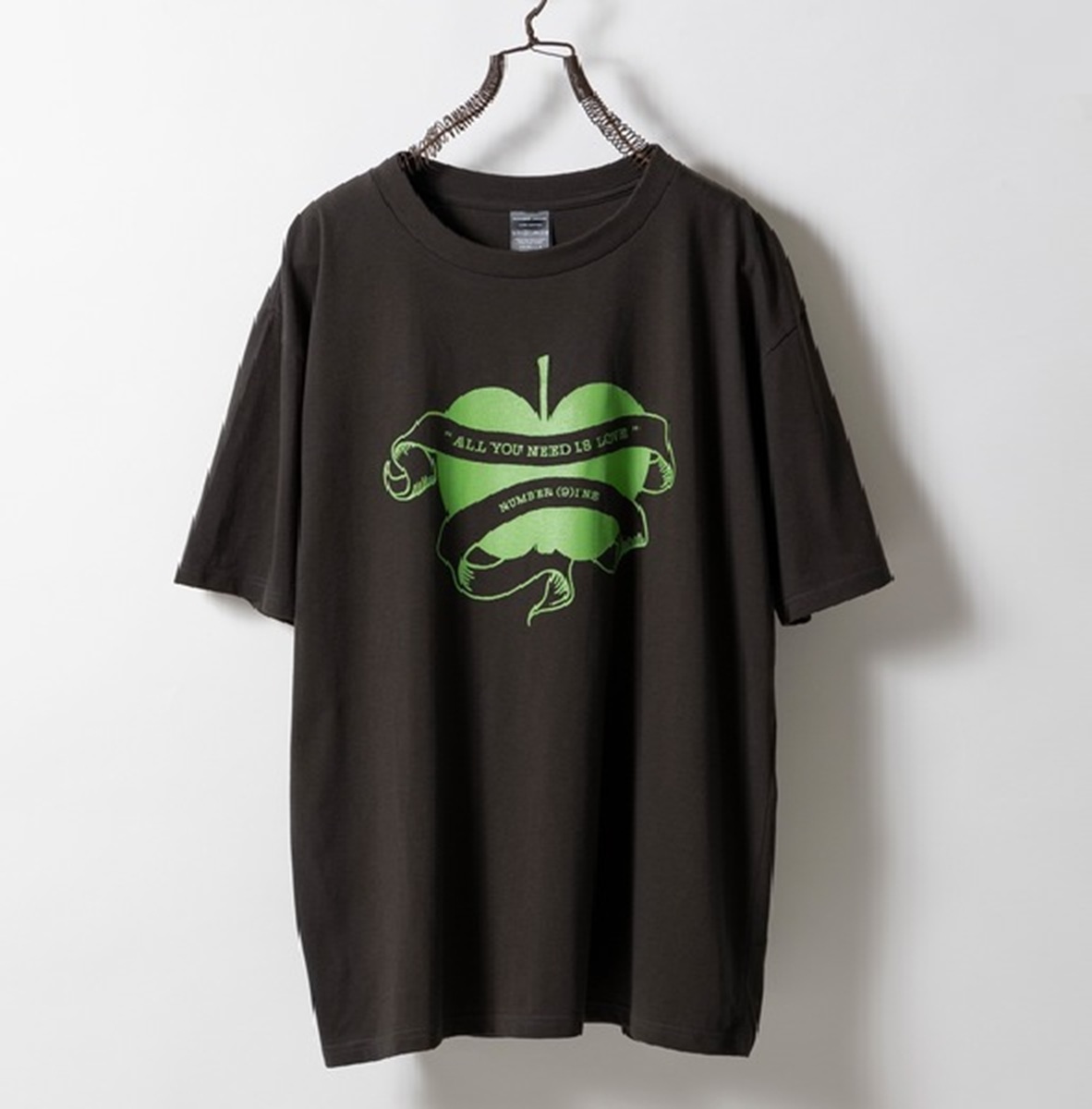NUMBER NINE GREEN APPLE T-SHIRT - BLACK PRE ORDER ITEM (預訂中)