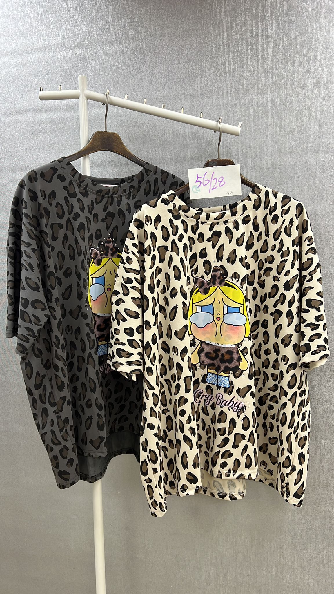CF8122 crying豹紋tee 胸55 長28(限時優惠）