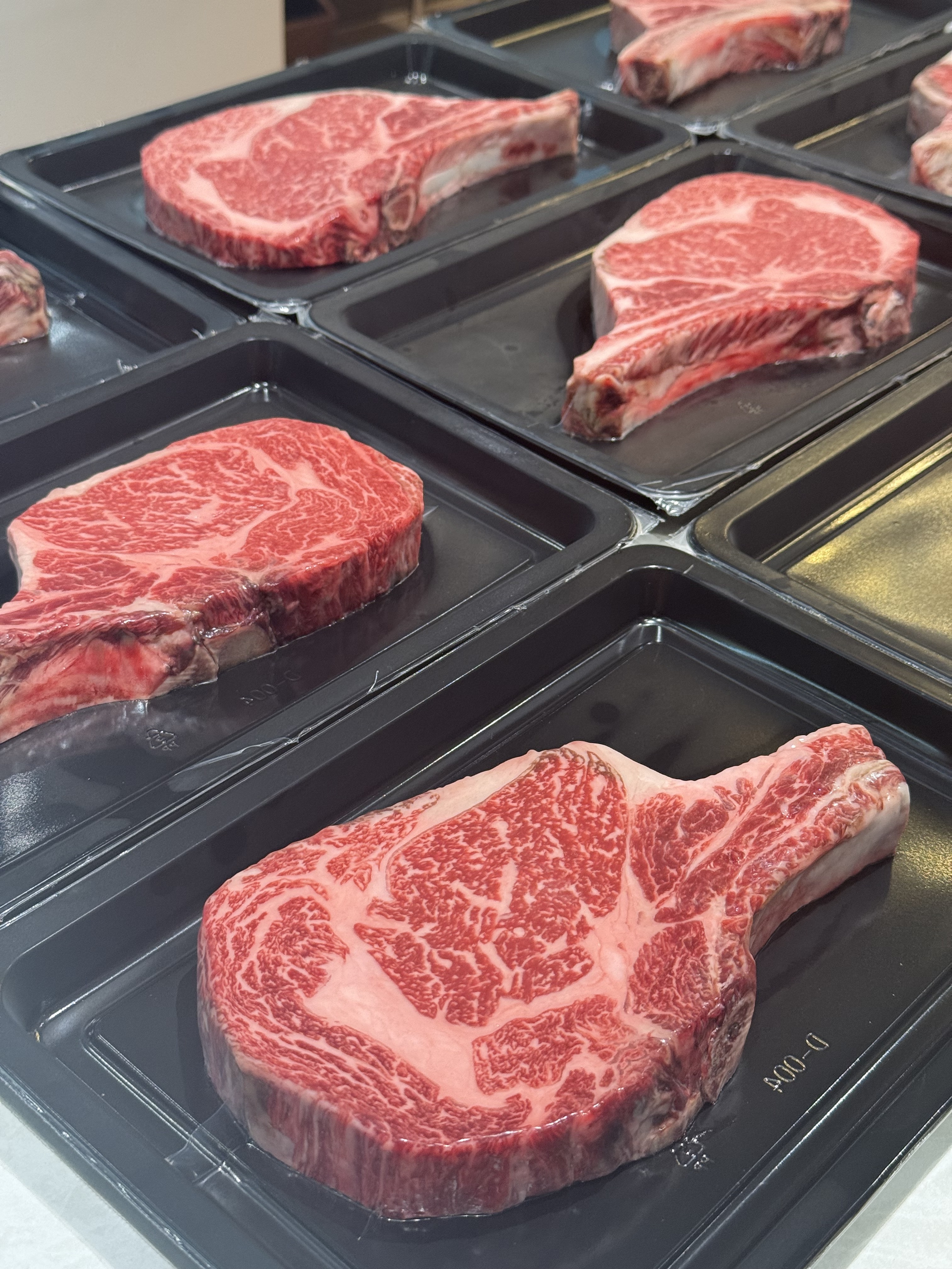 乾熟28天射和牛帶骨肋眼牛排