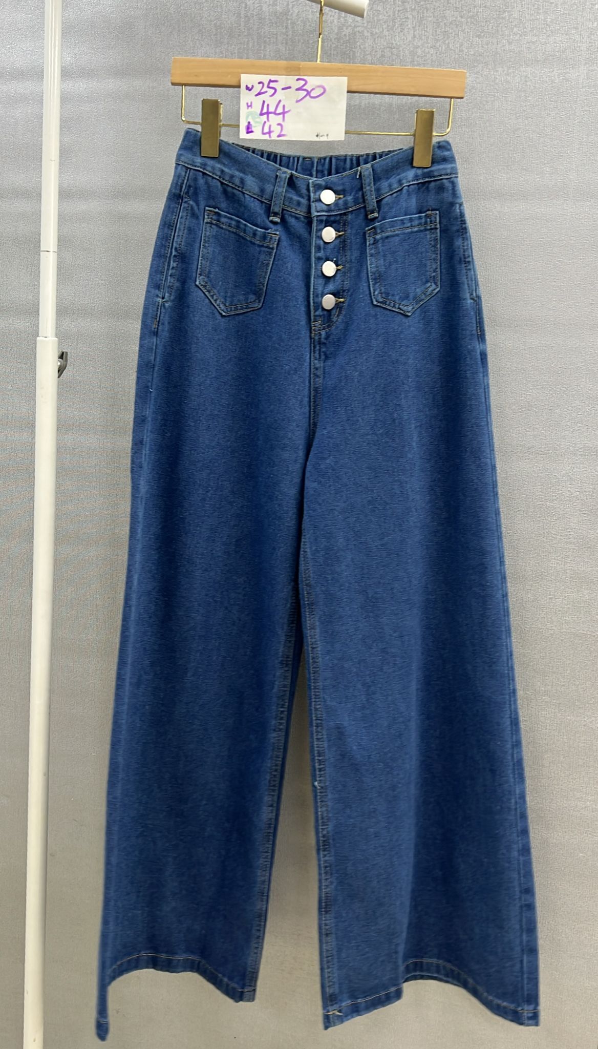 CF8126 前双袋4鈕牛仔褲 H44 長42