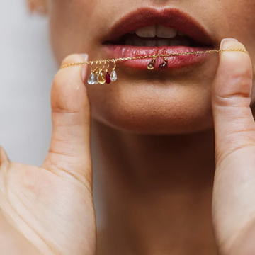 1YA0326-406 [YAY PARIS] Mia Pendant 18K Gold Dark Blue Sapphire #901pdenJ121 (EU)