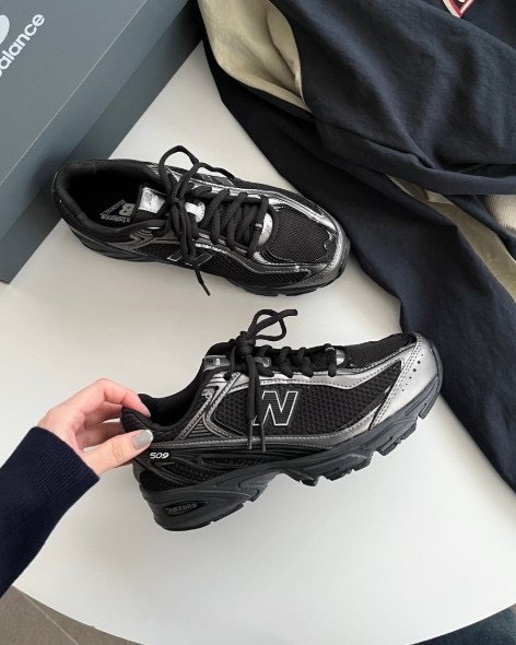 【逢甲 FUZZY】New Balance 509 銀色 U509C1 黑銀 U509E1 全黑 U509A1