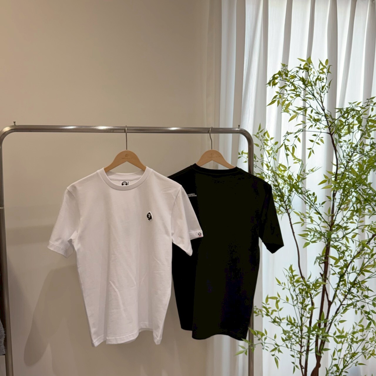 Aape 立體黑桃矽膠小 Logo 短袖 M1809XXQ