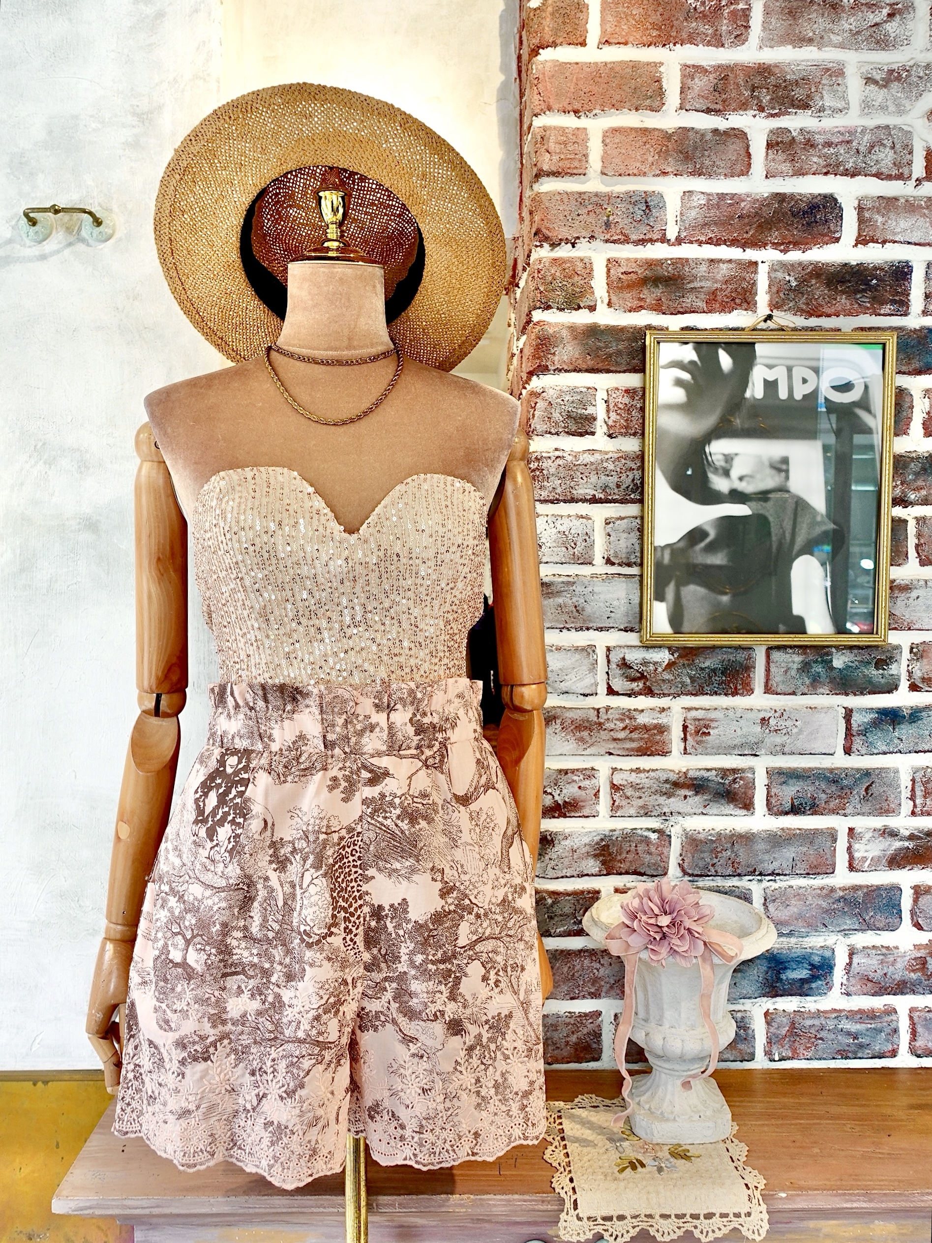 Italy love義大利粉咖印花刺繡短褲