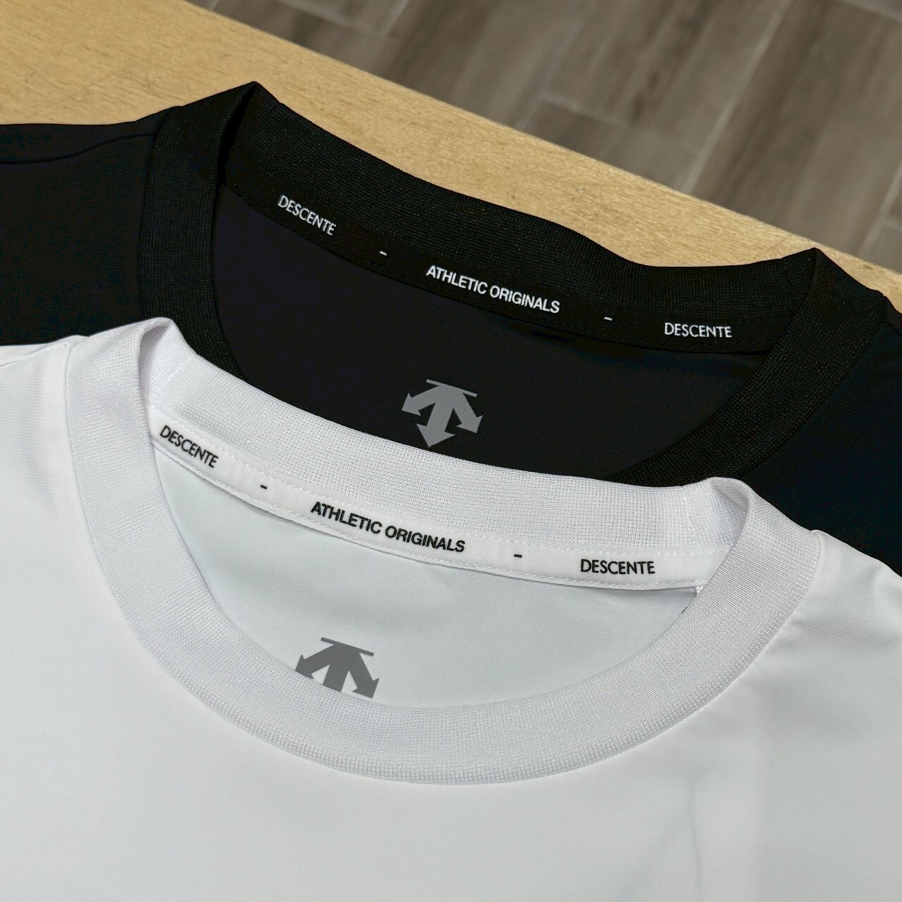 Descente 迪桑特 Run 系列短袖 SR223RTS44