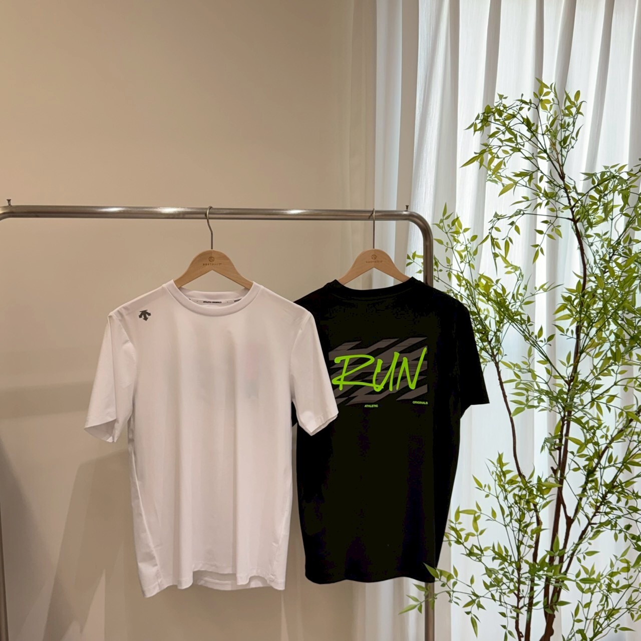 Descente 迪桑特 Run 系列短袖 SR223RTS44