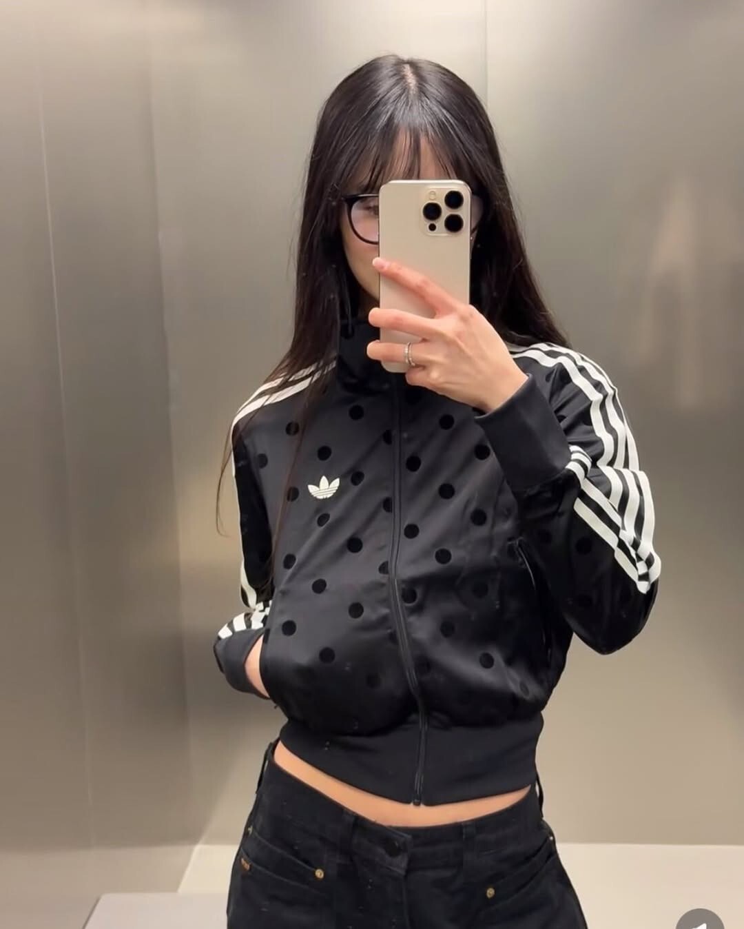 【Luxury】 三色點點外套 ADIDAS ORIGINALS SATIN POLKA DOTS TT TRACK TOP 緞面波點 短版立領 運動外套 長褲 套裝 愛迪達緞面波點套裝 三條 點點外套套裝 黑白圓點 立領 運動 長袖 夾克 闊腿褲 長褲 外套