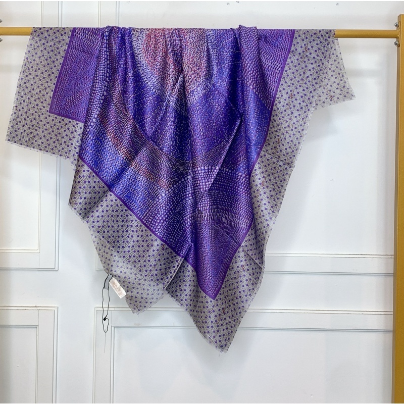 ACC-CCG0402-120 (方巾) 100% Pure Silk (B20)