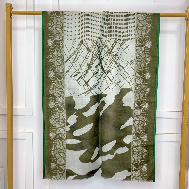 ACC-CCG0402-125 92% Wool 8% Silk (B25)