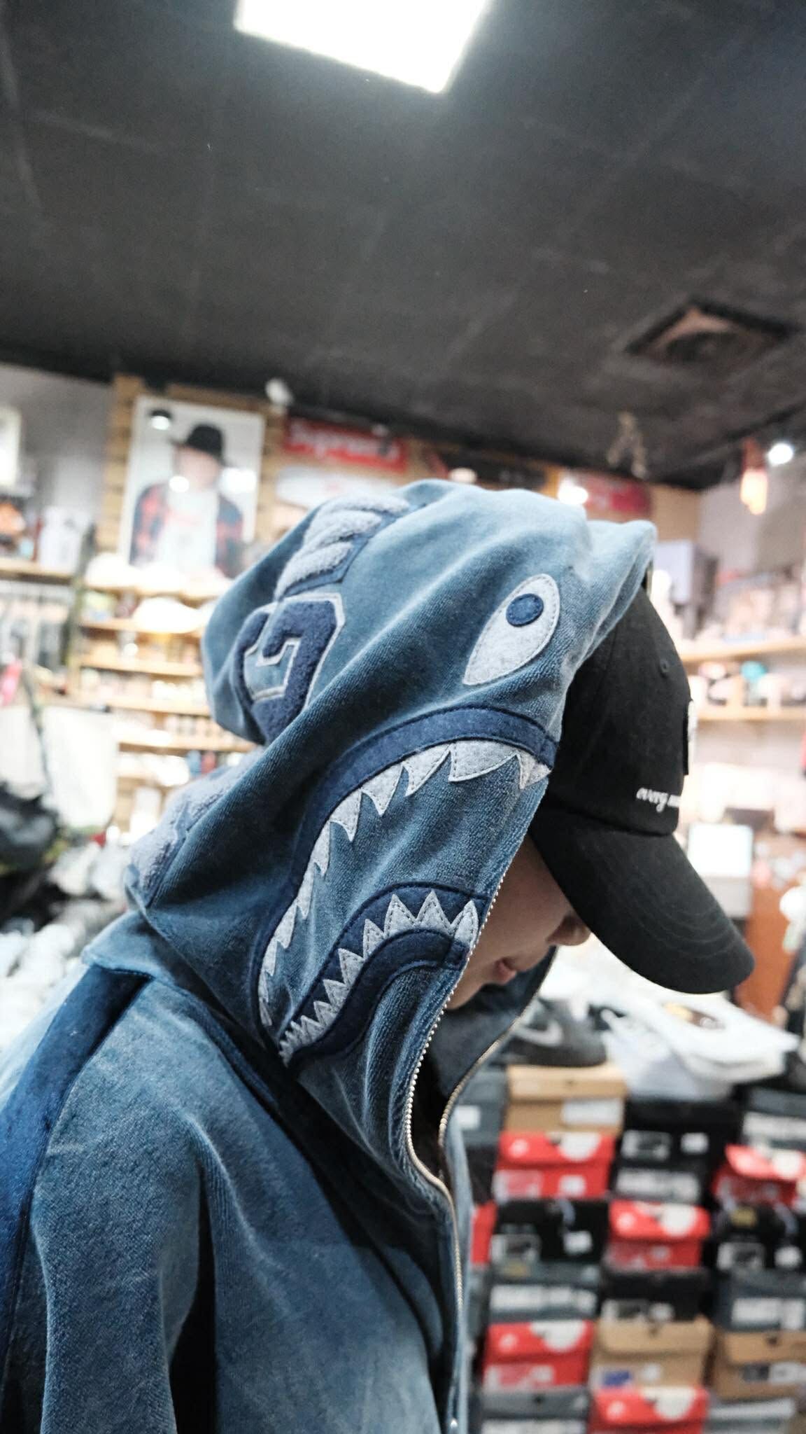 BAPE SNOW WASH SHARK RELAXED FIT FULL ZIP HOODIE 天鵝絨材質 鯊魚外套 1L80-115-004