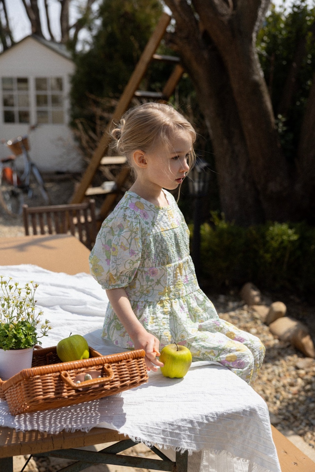 正韓夏Perrobebe 朝氣蓬勃花朵套裝