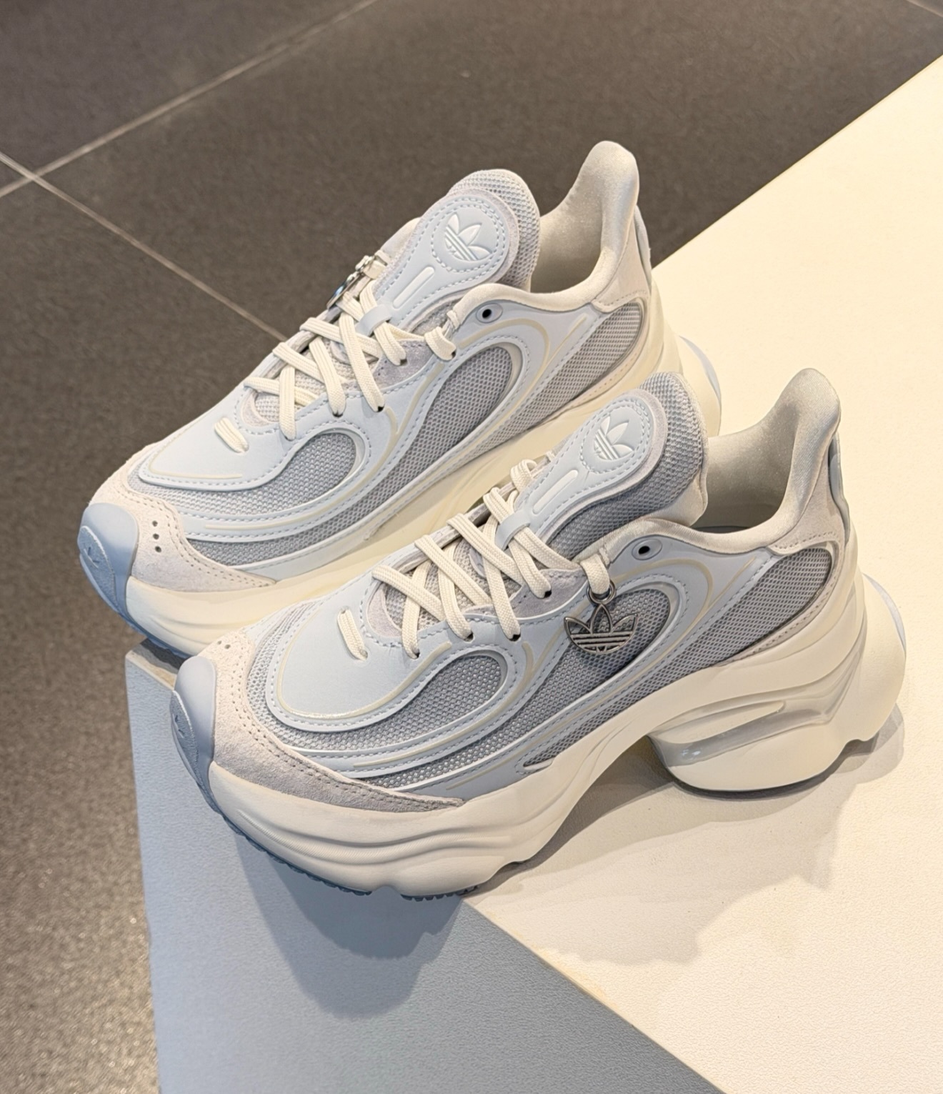 ADIDAS Originals OZVENUZ ODS TN Baby Blue 天空藍 KJ3975