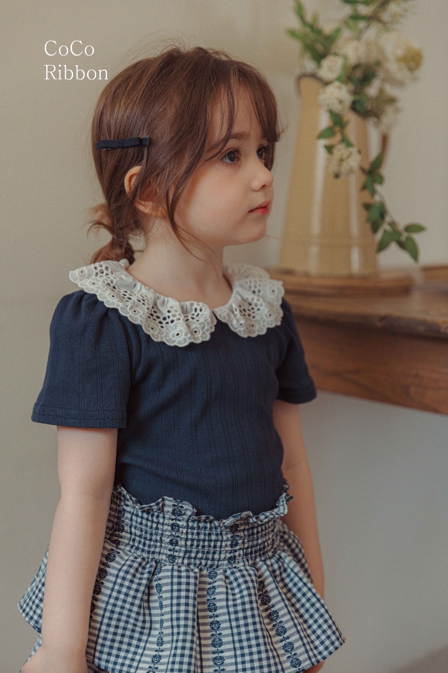 正韓夏cocoribbon 直條領邊上衣