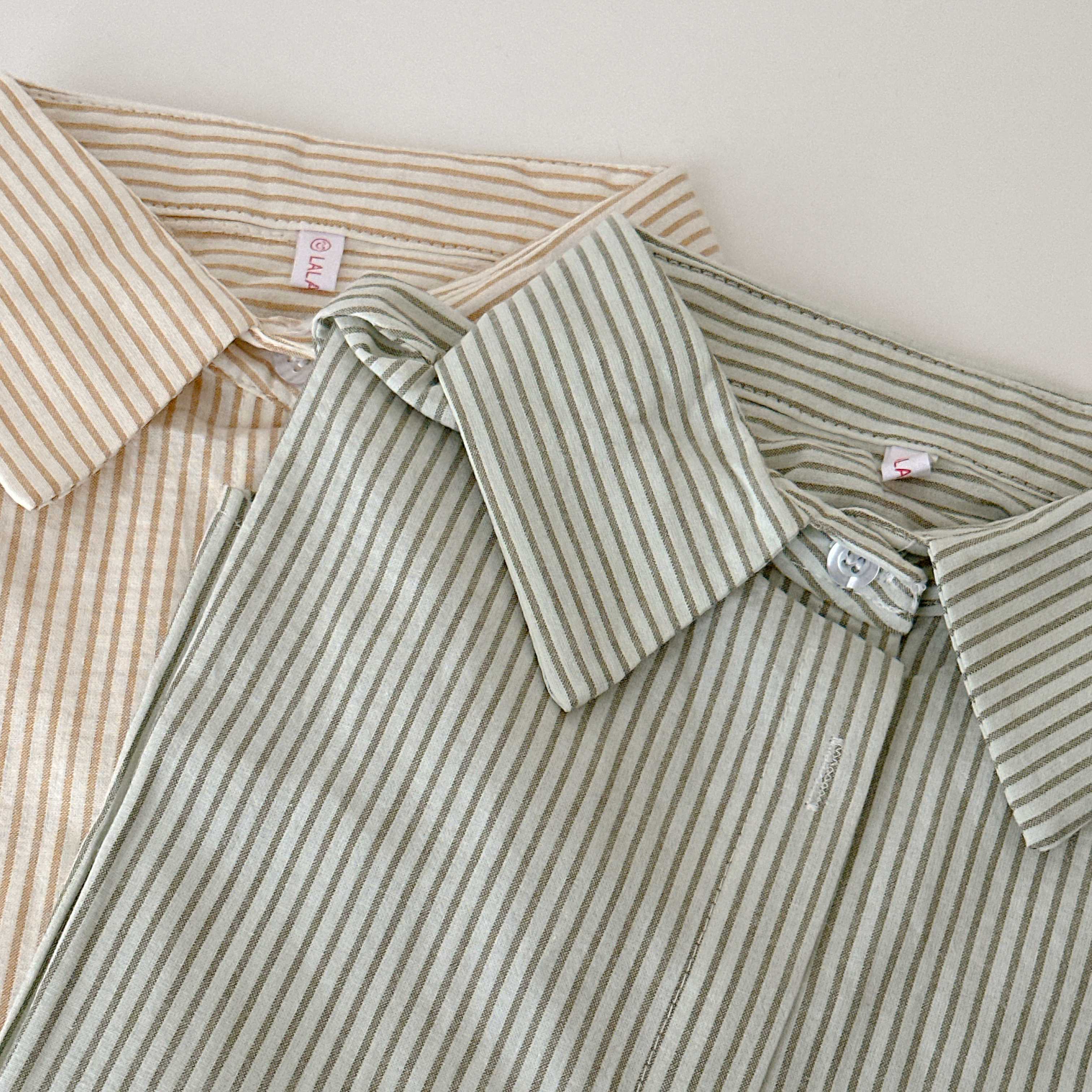 夏日沁涼感滿分！韓系微甜翻領條紋短袖襯衫💕共3色