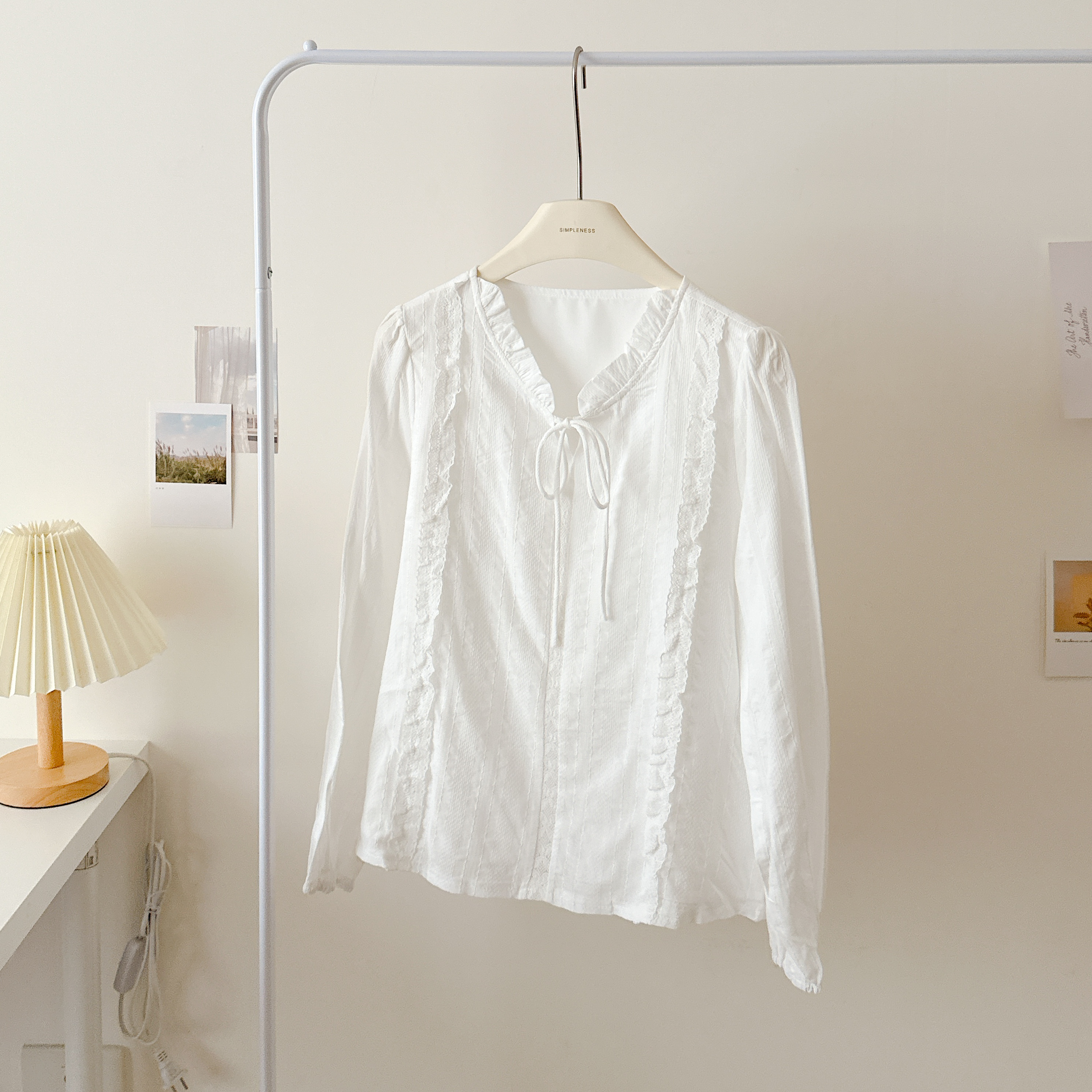 現貨🚚日雜都會風雕花紋綁帶上衣💕