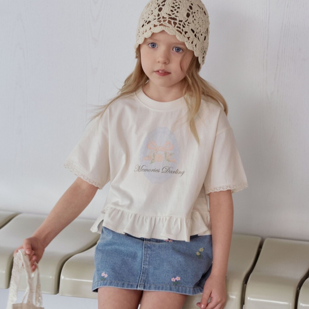 90-130 ANN 蝴蝶結印花荷葉上衣