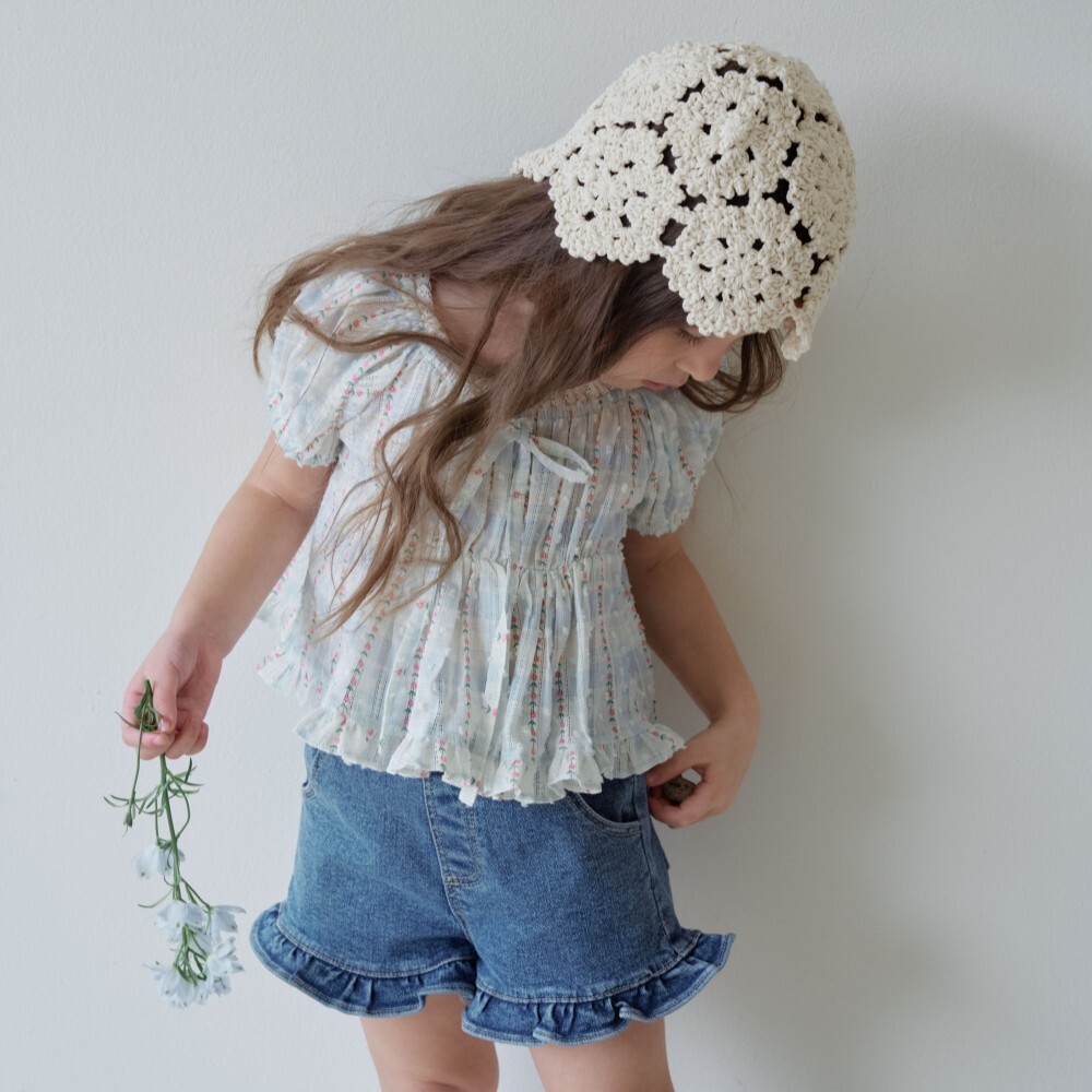 90-140 ANN 荷葉邊牛仔短褲