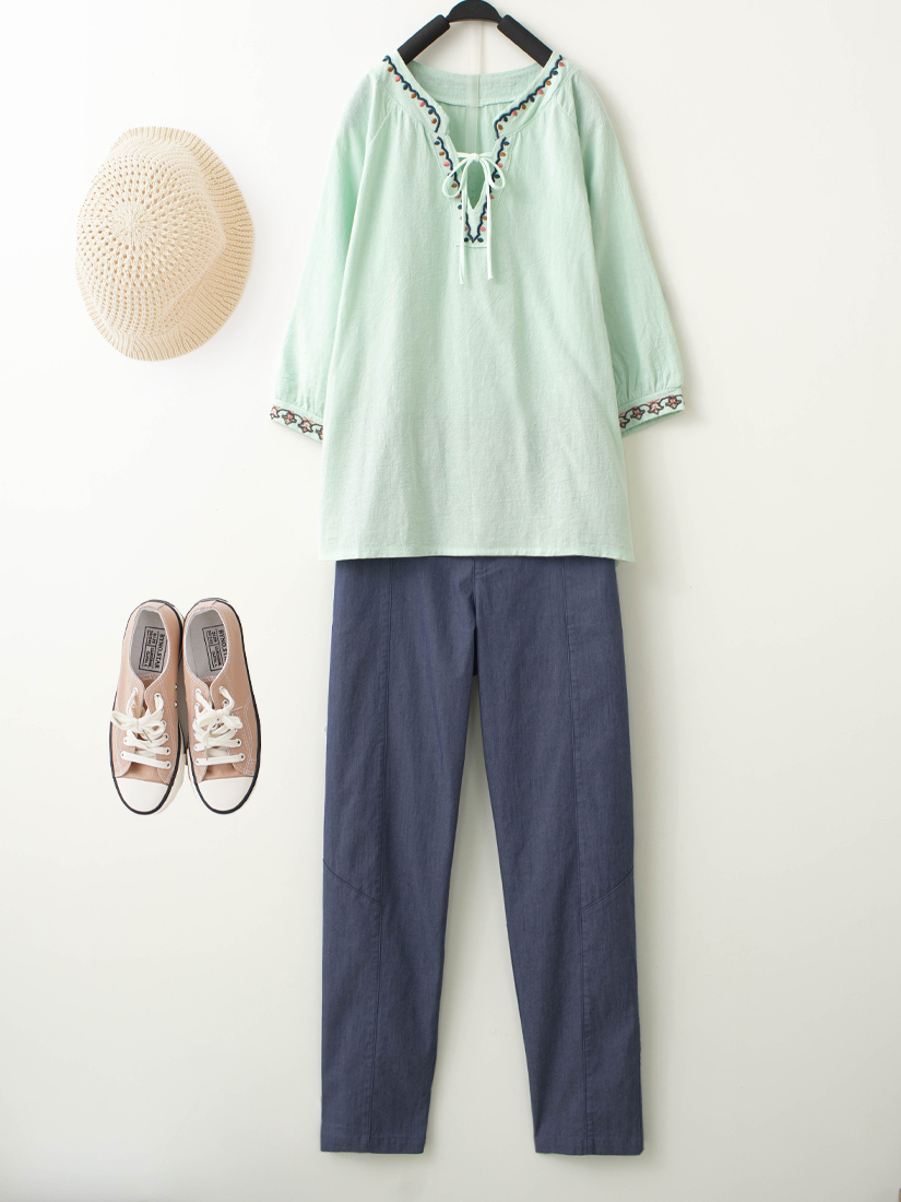 立領綁帶繡花上衣貓咪口袋竹節棉九分褲組合