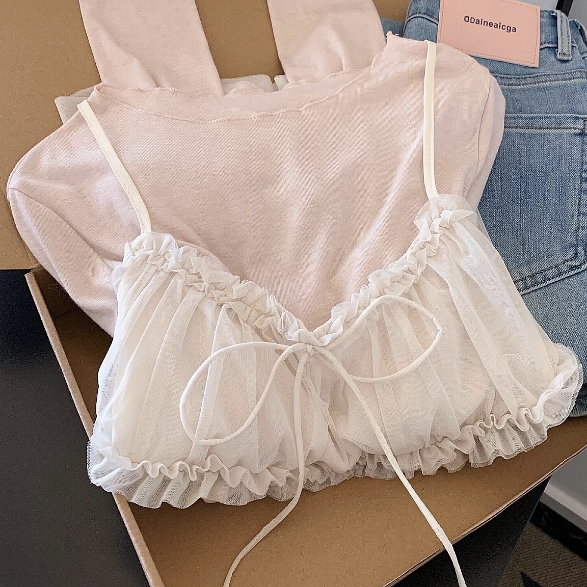 漂亮小蛋糕疊穿2件式上衣組合（打底上衣＋背心）💕