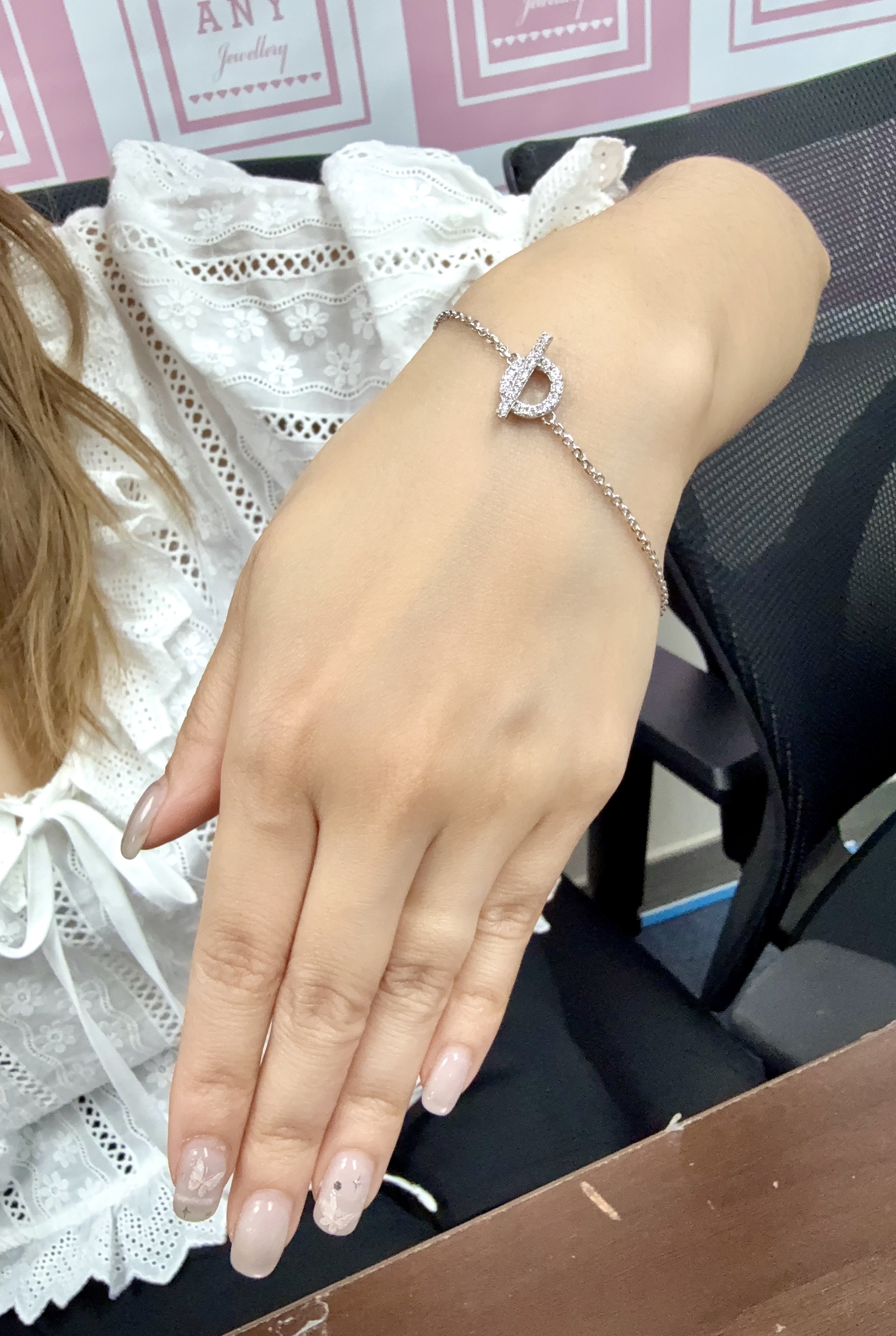 AQ52 B1922 1.9mm Little Q Bracelet $398