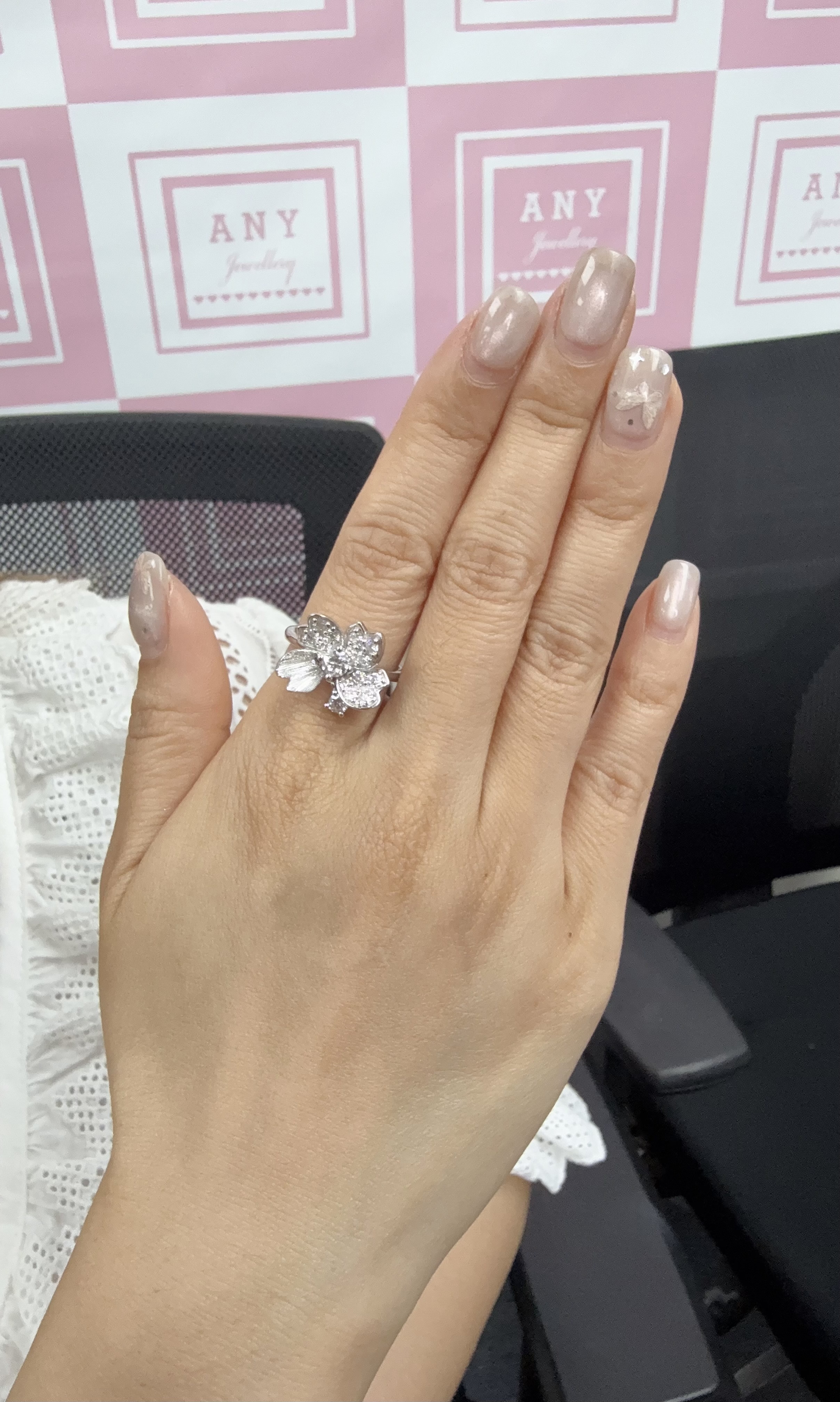 AQ05 R7013 0.50 Carat Orchid Dew Ring（莫桑） $398