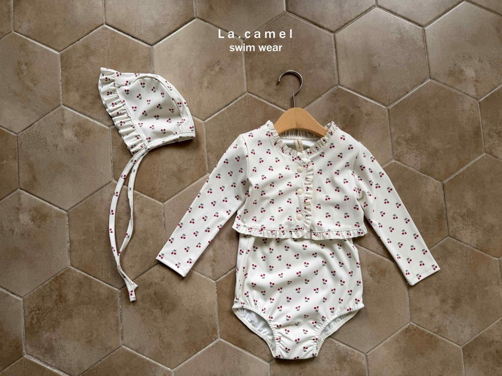 La.camel Cherry Swimwear（With Hat）
