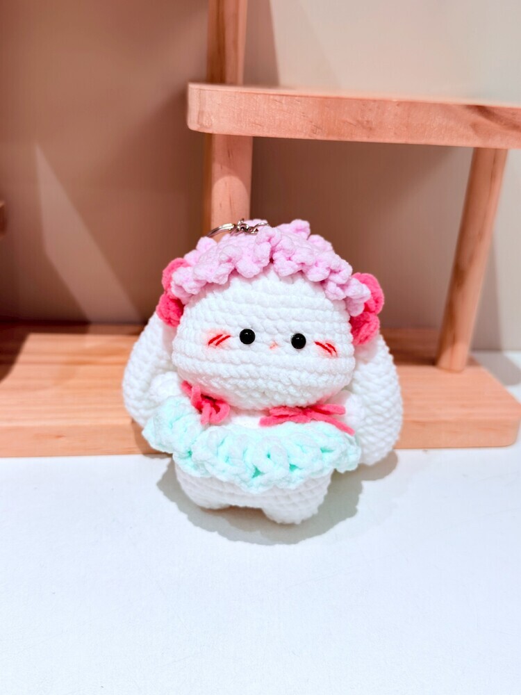 粉色髮帶小眼睛胖胖兔子吊飾