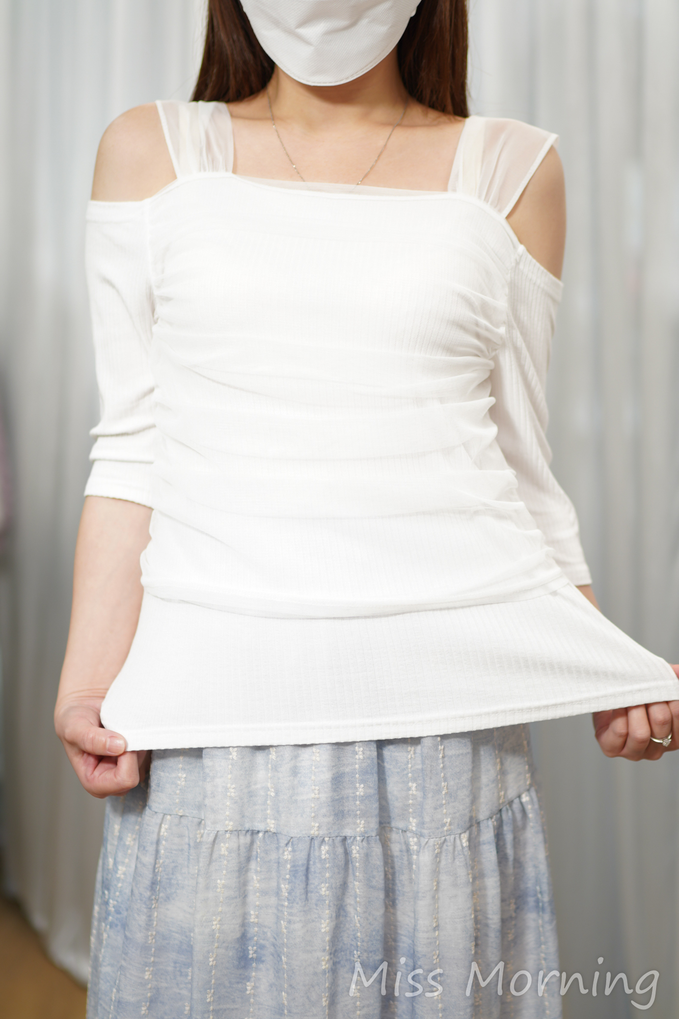 靚棉拼紗露肩款上衣(15138)