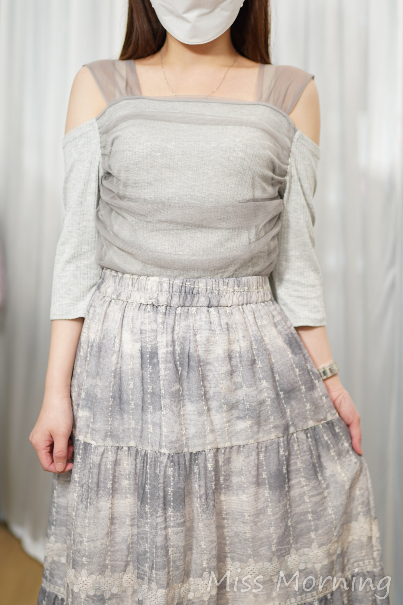 靚棉拼紗露肩款上衣(15138)