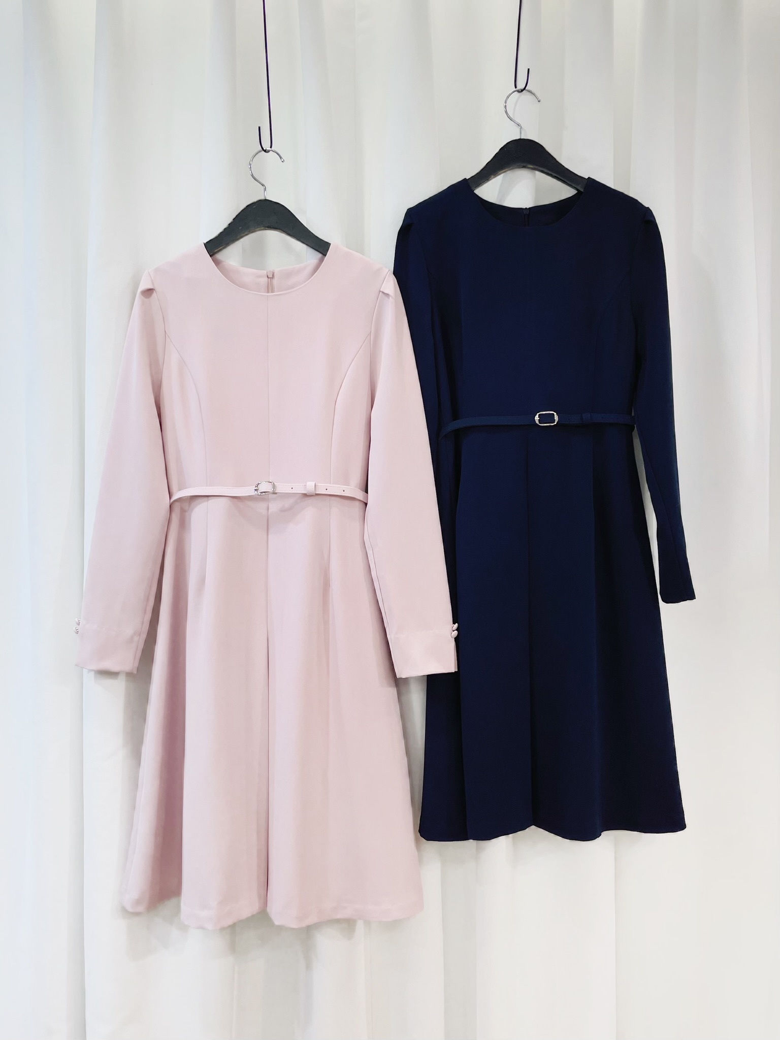 素面典雅腰帶長袖傘洋