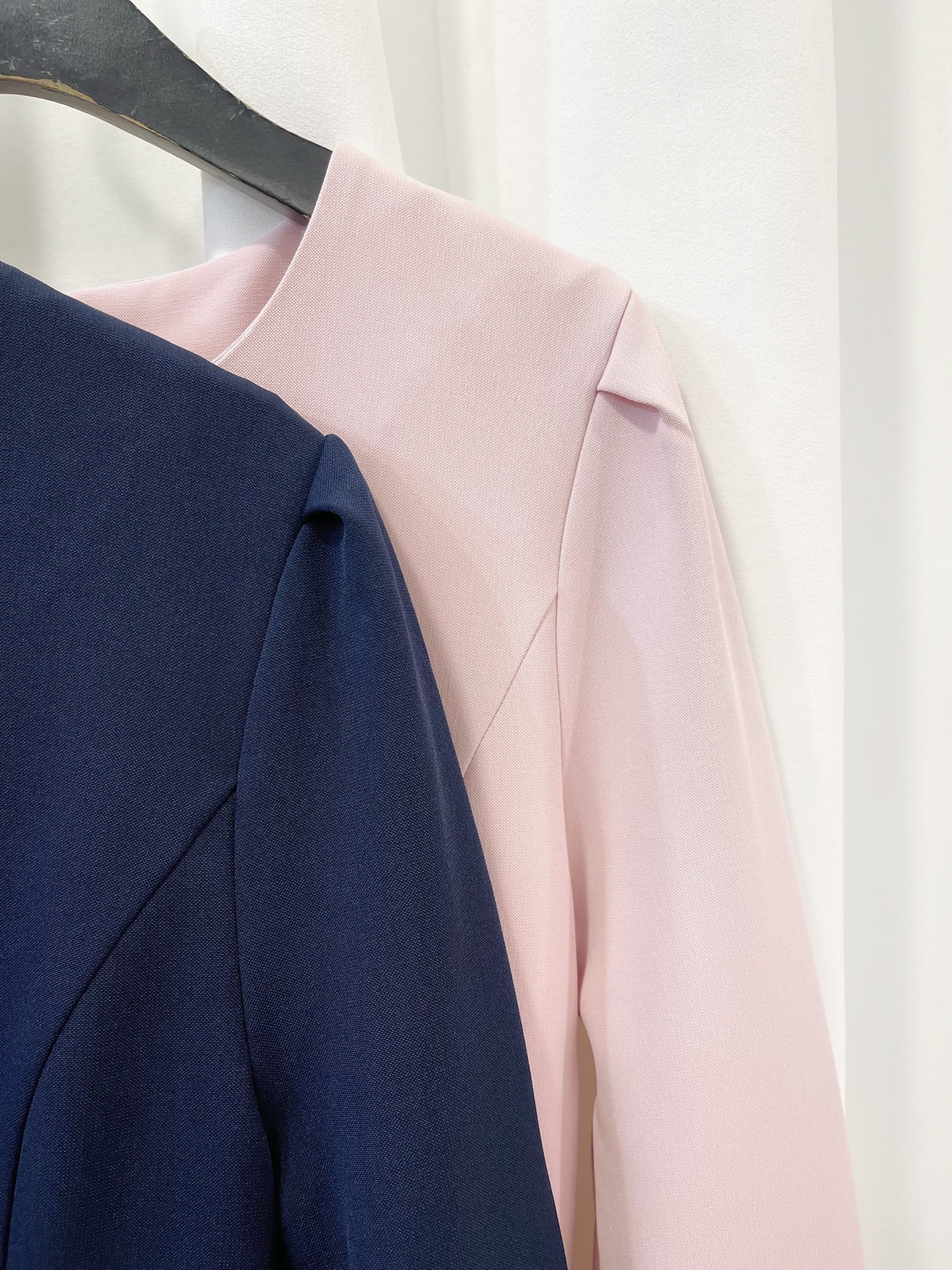 素面典雅腰帶長袖傘洋