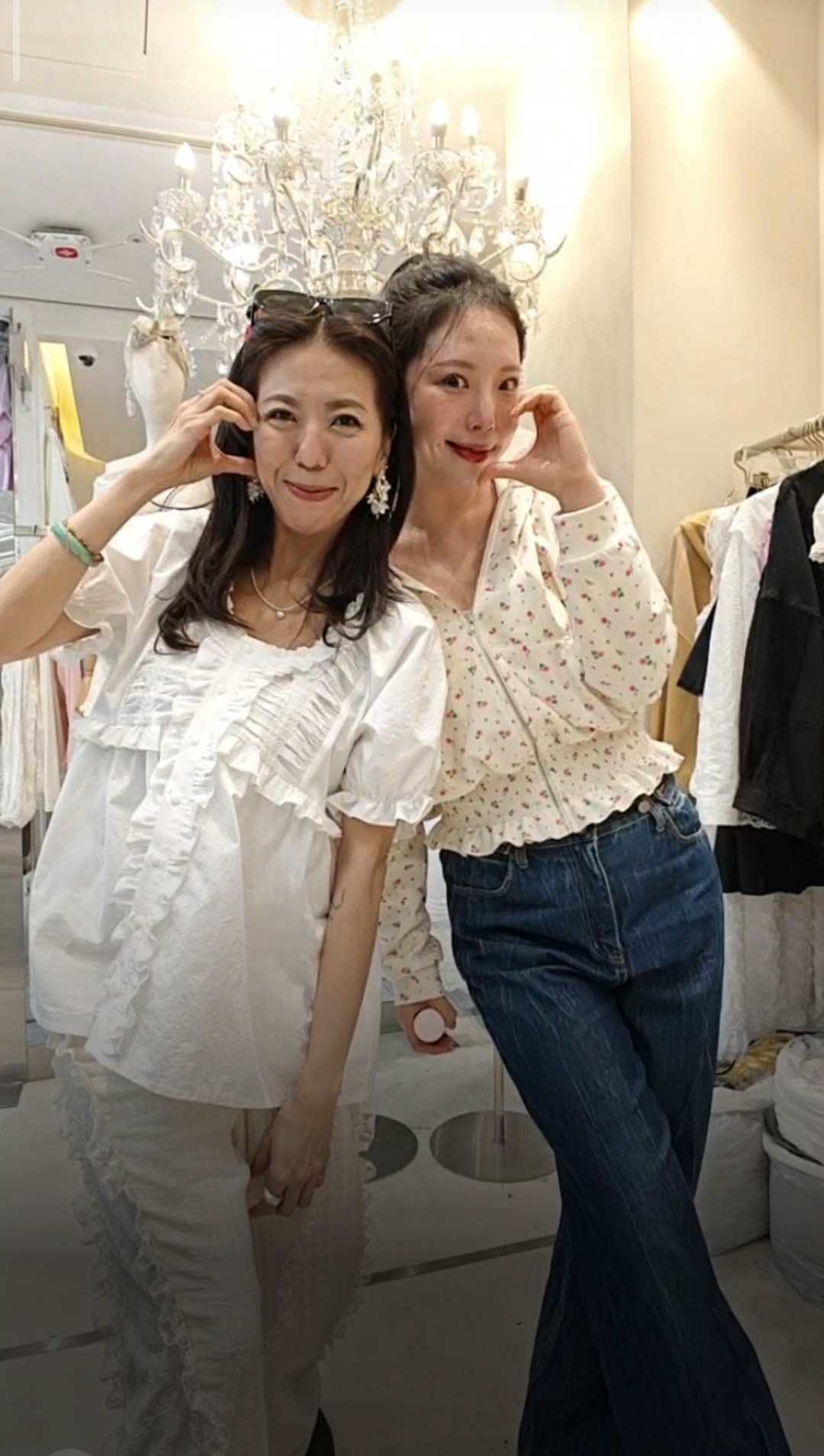 🎈K2132  ▶️木耳邊素色上衣 👉B:cm L:cm