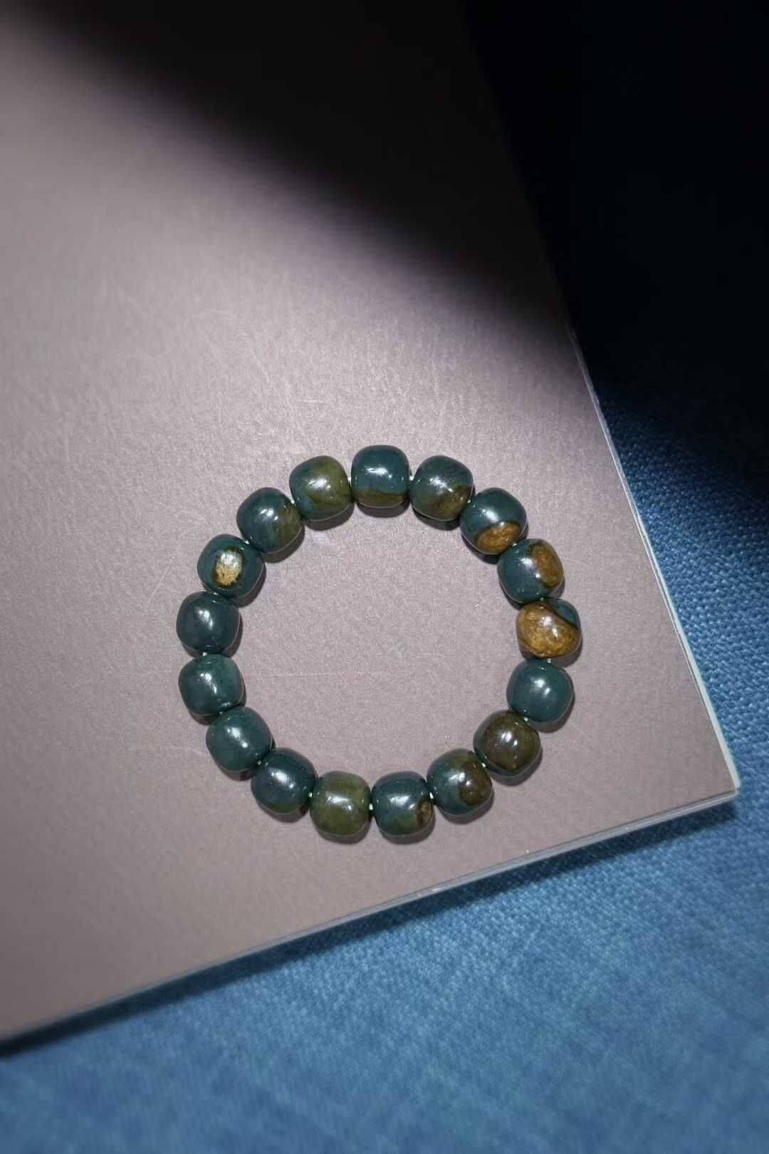 316724 和田玉碧玉籽手串 (13mm直徑)