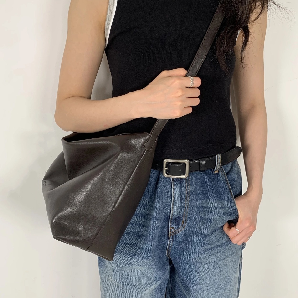 【 4/19收單 】Bucks & Leather Folding Shoulder L 摺疊磁吸包（超大） 韓國