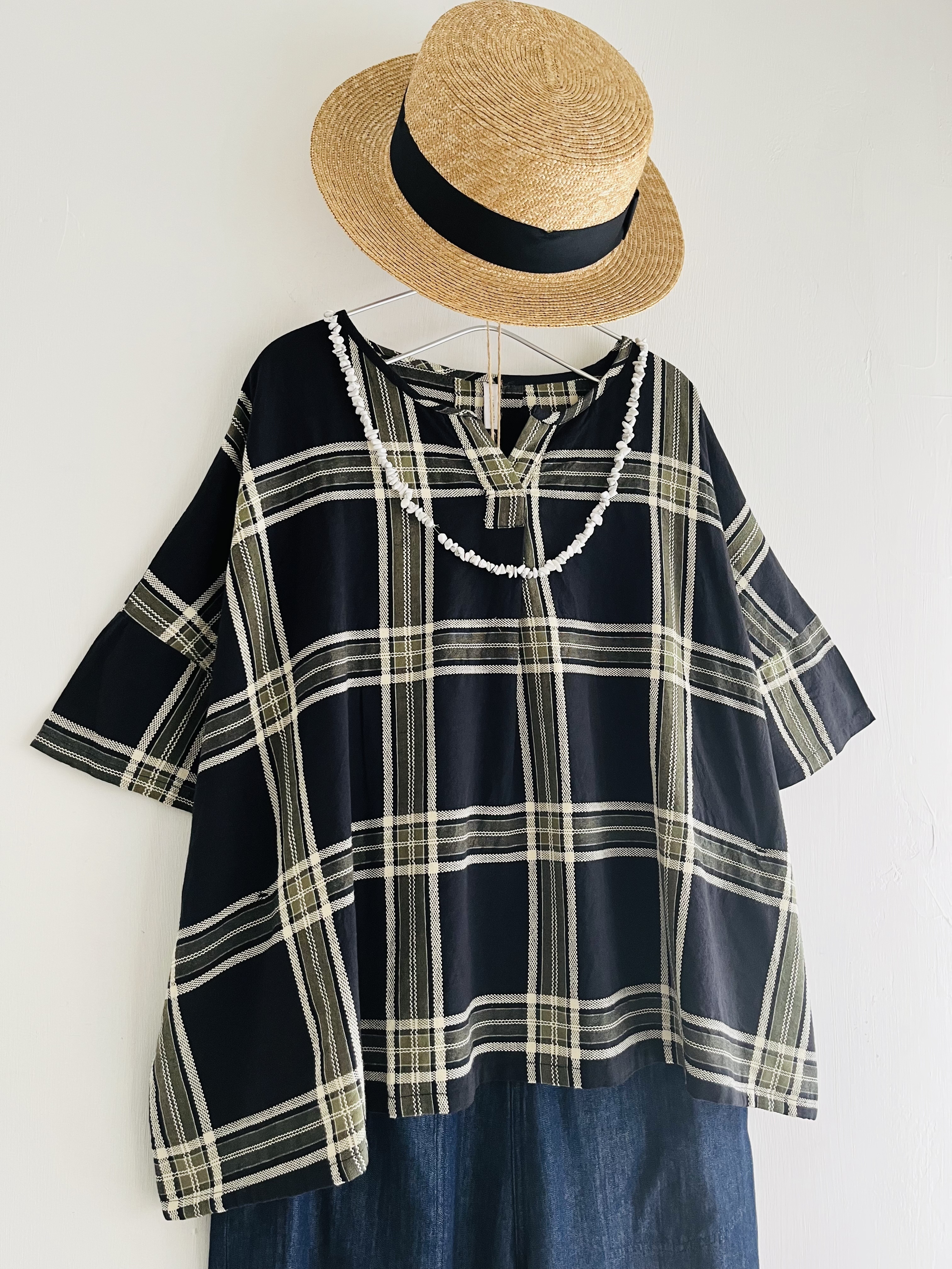 LUPILIEN黑色格仔top