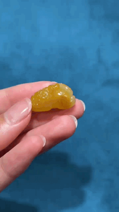 316226 和田玉籽料虎