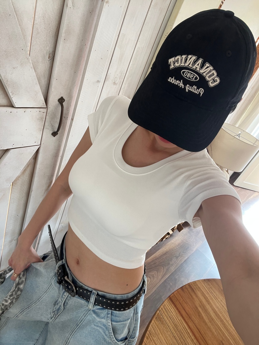 U領胸墊短版上衣*4色