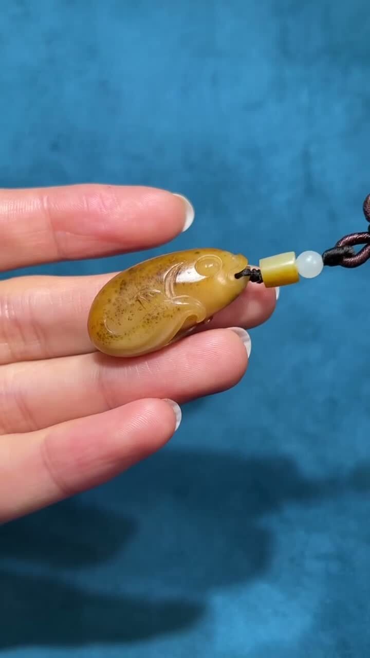 和田玉籽料連年有餘,天然和田玉軟玉