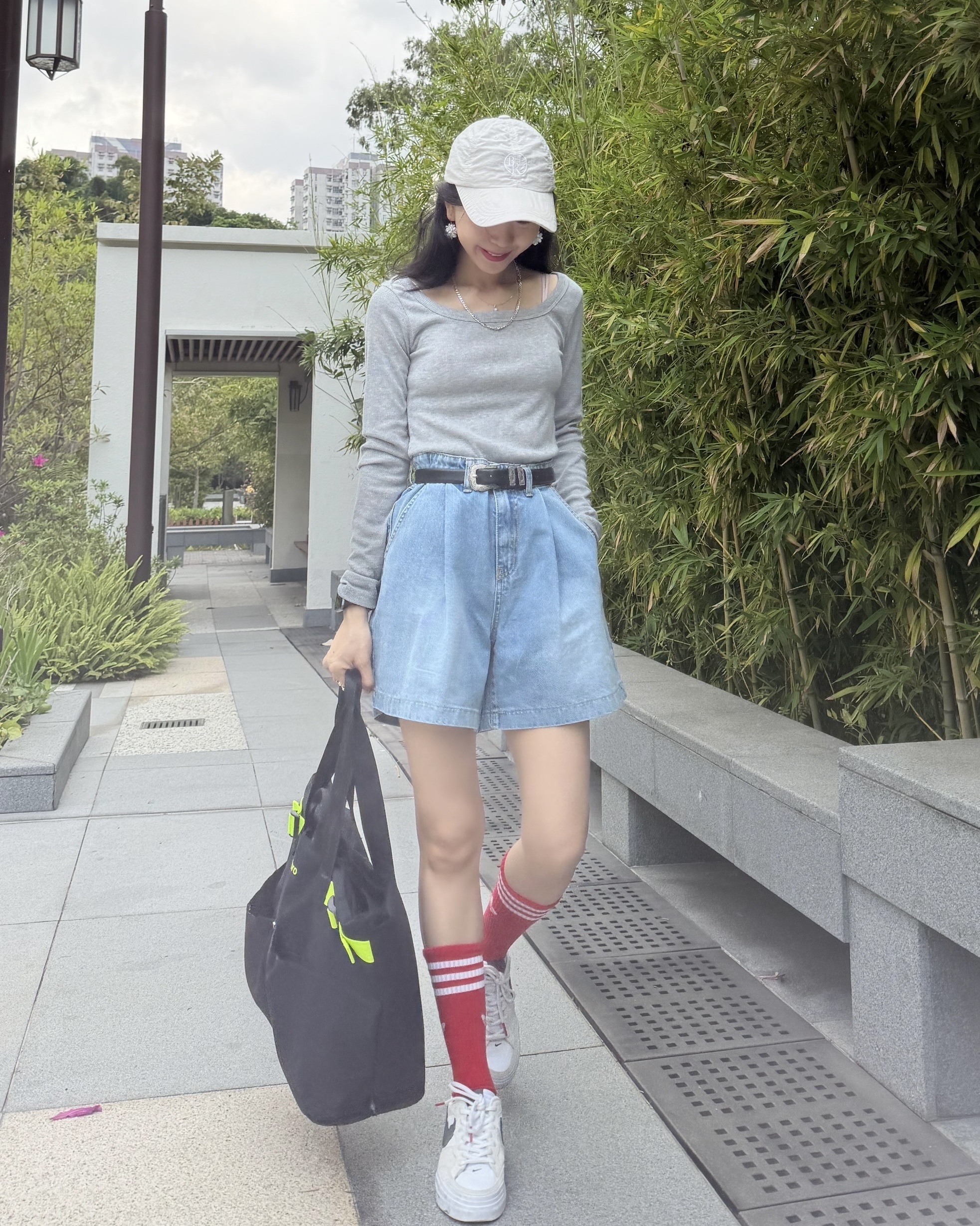 4月新品♥顯瘦大方領Top[微彈性]