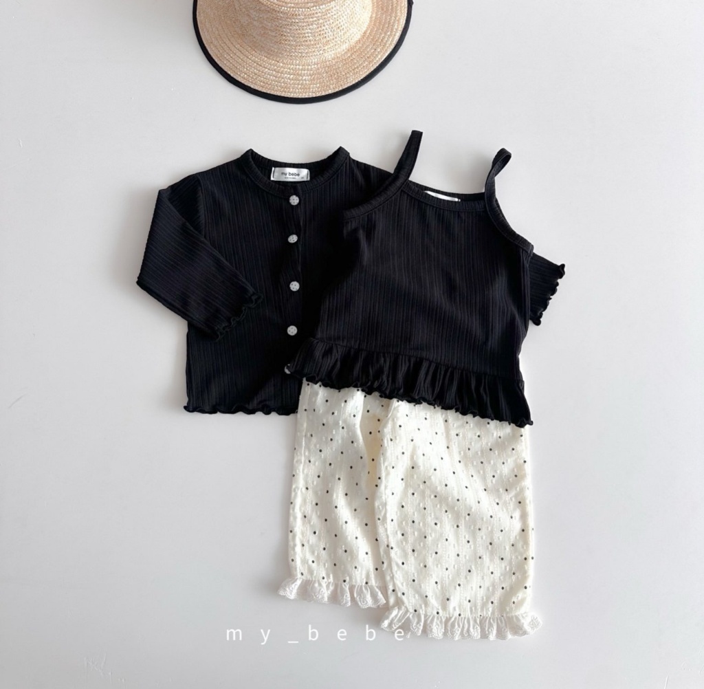 正韓夏MY BEBE 兩色愛心/點點蕾絲拼接褲