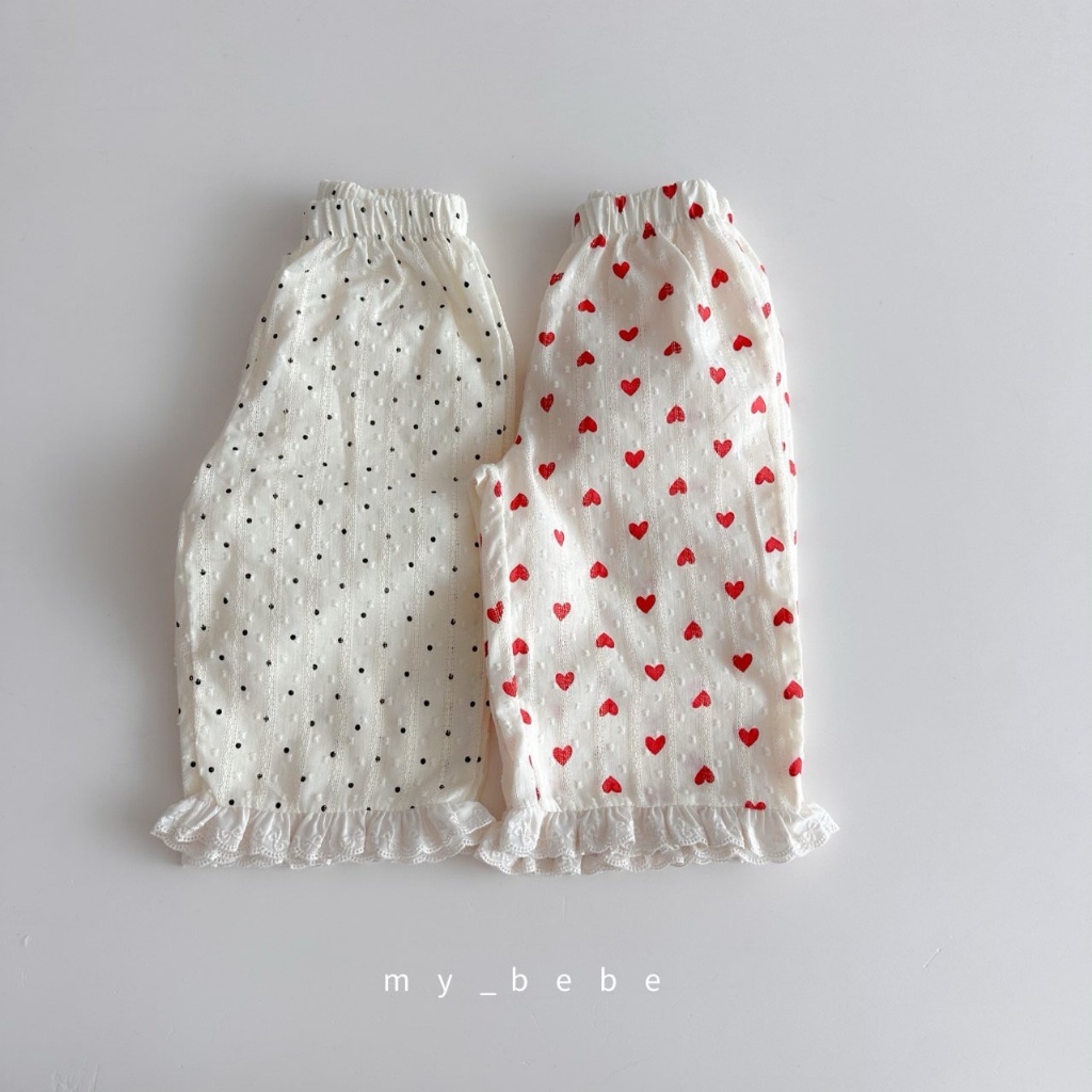 正韓夏MY BEBE 兩色愛心/點點蕾絲拼接褲