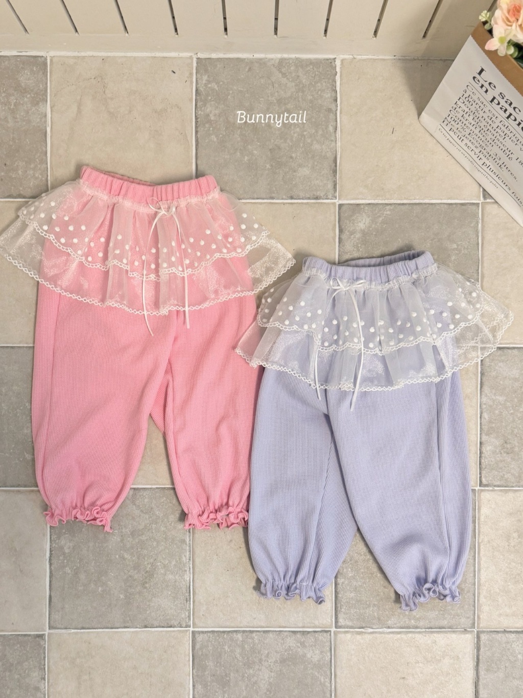 正韓夏bunnytail 點點蕾絲縮口褲