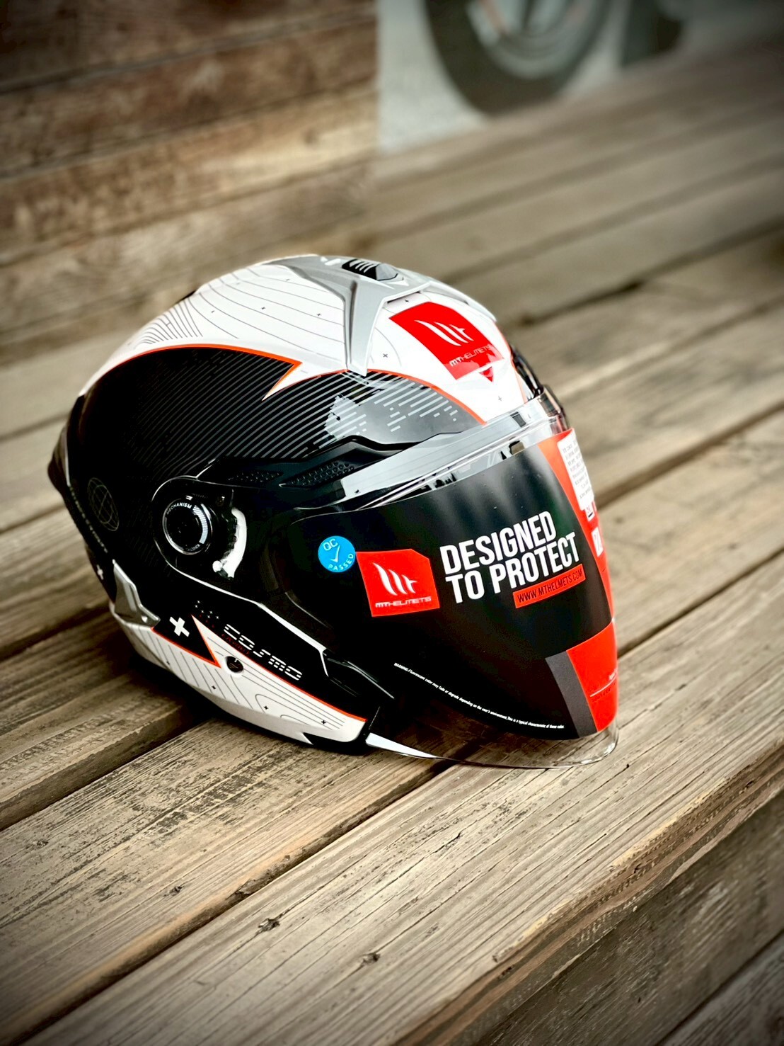 MT Helmet COSMO SV 彩繪 黑白箭頭 3/4罩 安全帽 亞版