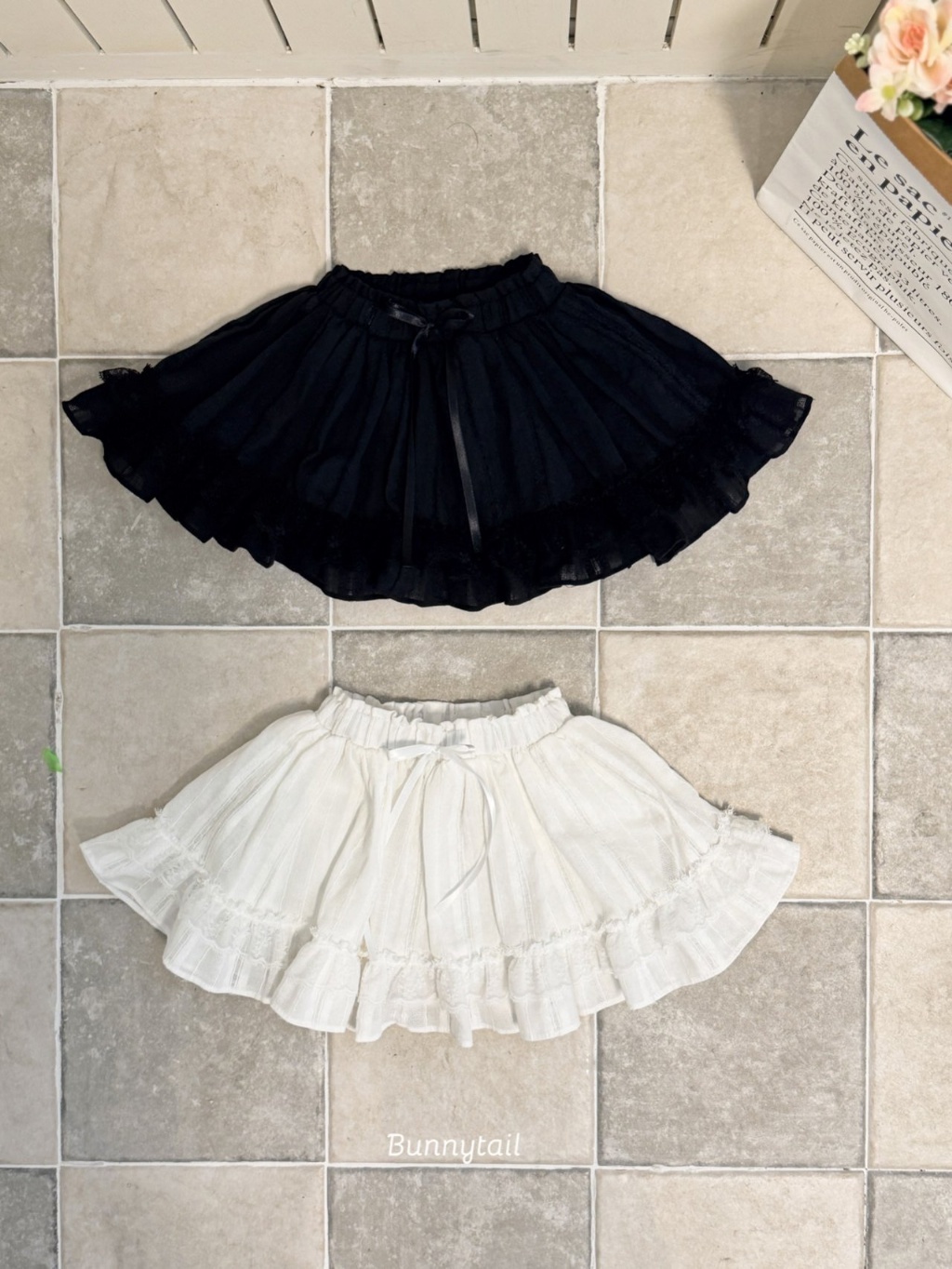 正韓夏bunnytail 純淨黑白蝴蝶結短裙