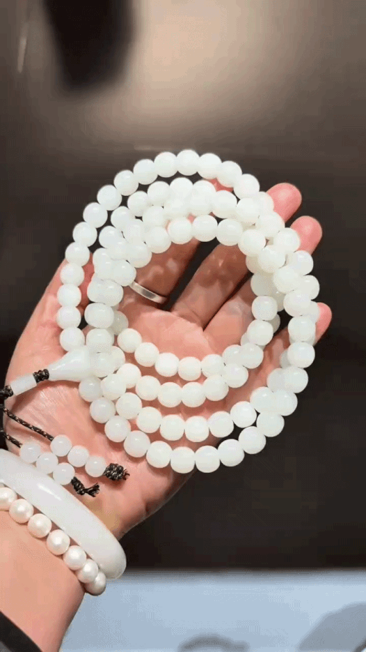 316719 和田玉于田羊脂白玉珠串 (9.5-10mm直徑)