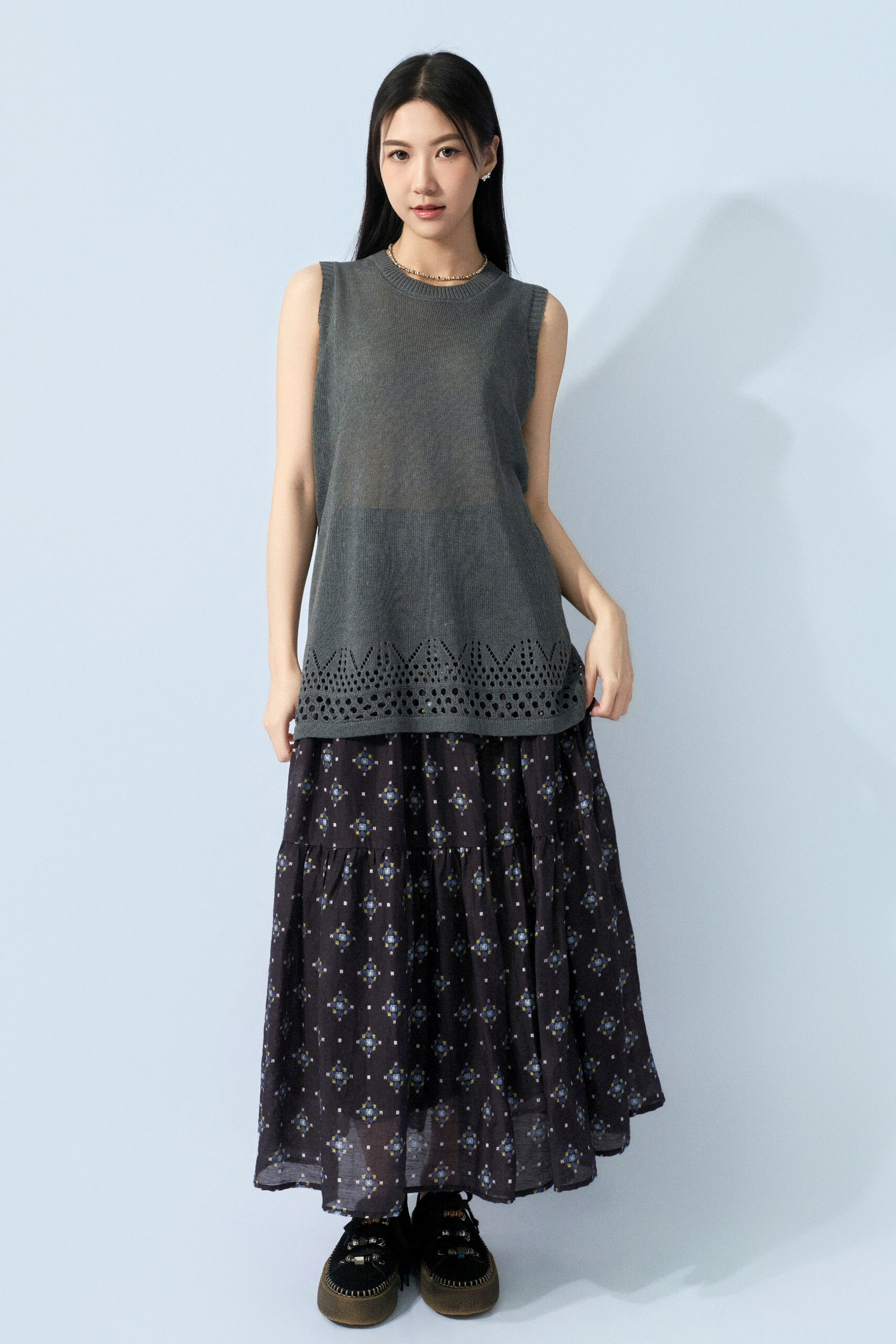 通花腳針織長背心（預購產品）