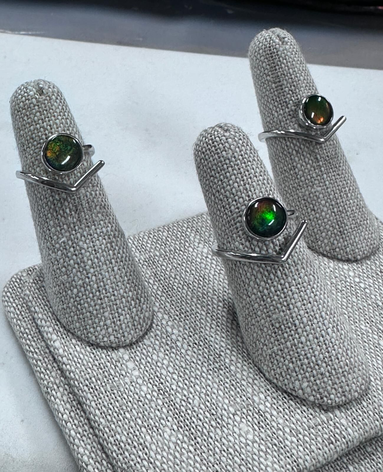 RX111 加拿大斑彩 戒指1(隨機)