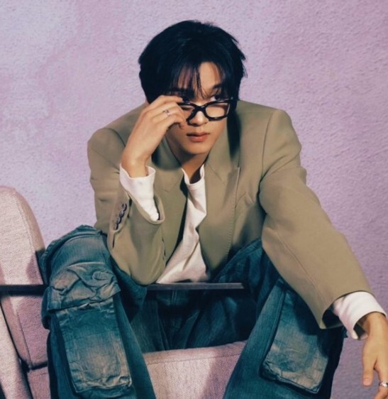 <不愚人特惠😝> BLUE ELEPHANT SMIZE