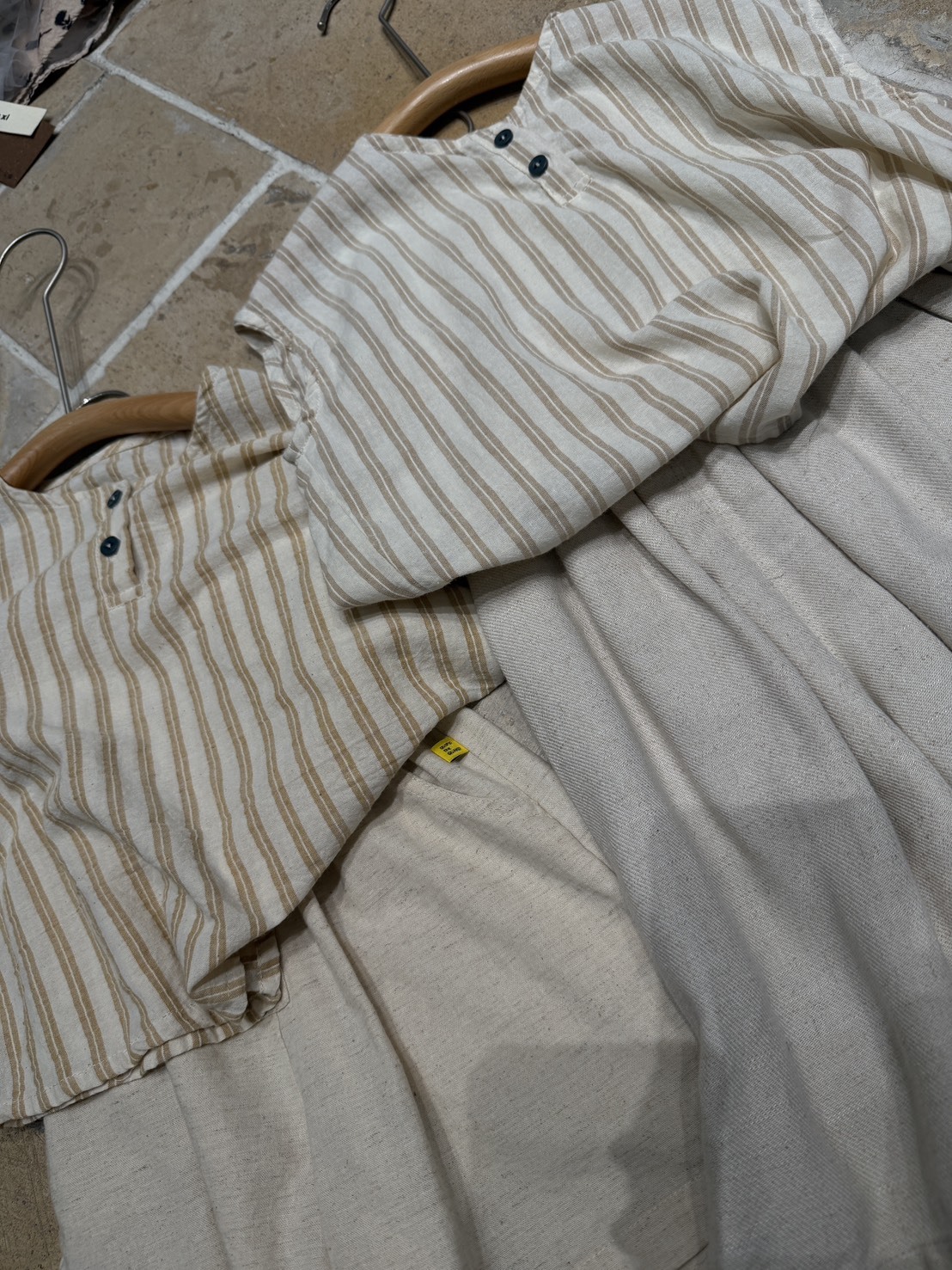 OT2623棉麻直條紋包袖上衣